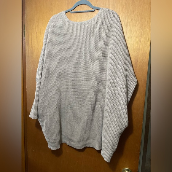 Brown sweater with pockets - Picture 4 of 4